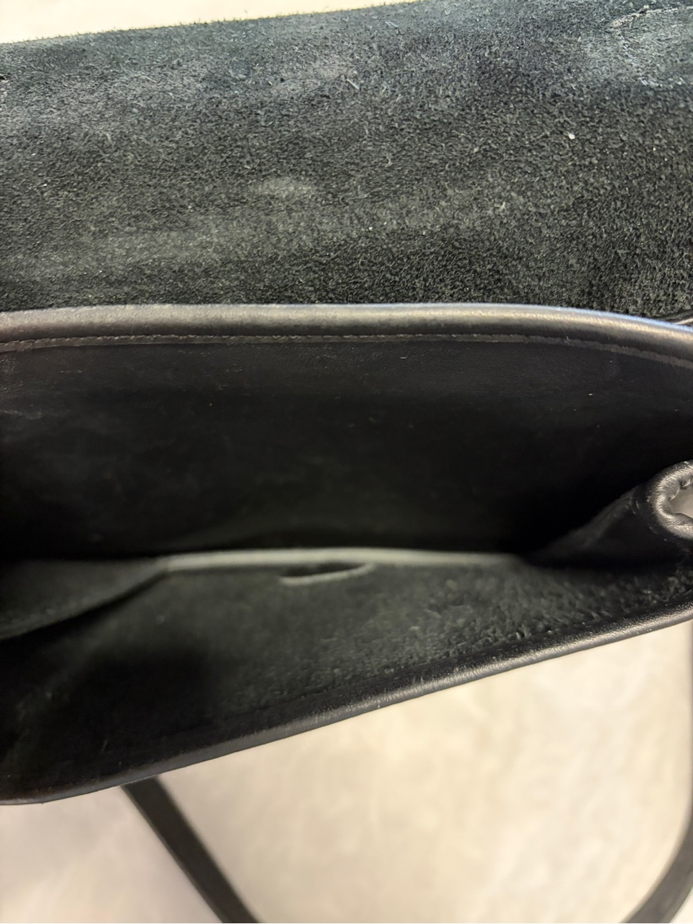 VTG Kirkland Signature Black Leather Crossbody Station Bag Flap Top Handle - Picture 7 of 15